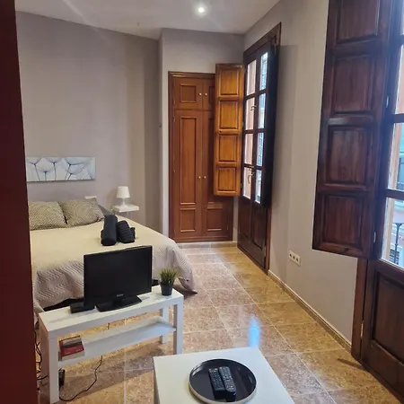 Estudio En El Corazon De Γρανάδα